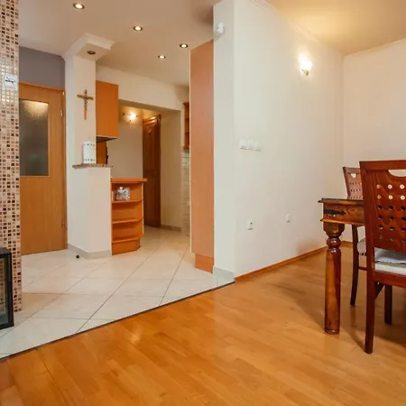 Holiday home House Leonarda *